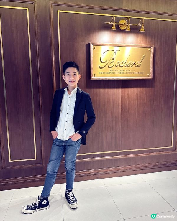 銅鑼灣復古圖書館海景餐廳