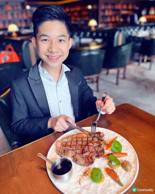 銅鑼灣復古圖書館海景餐廳