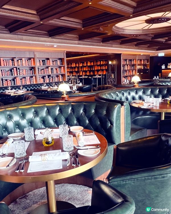 銅鑼灣復古圖書館海景餐廳