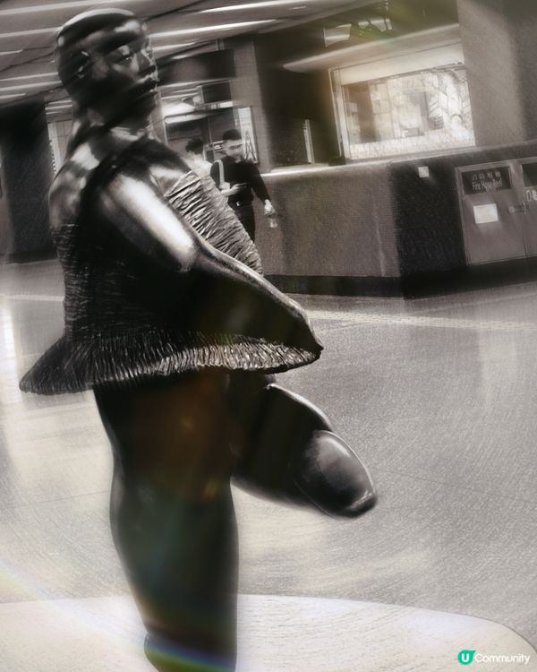 彩虹地鐵站有趣雕塑