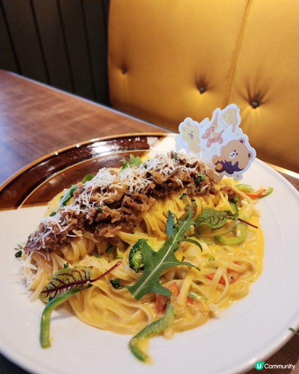 尖沙咀l 人氣pizza店 X  小雞莎莉Sally💛