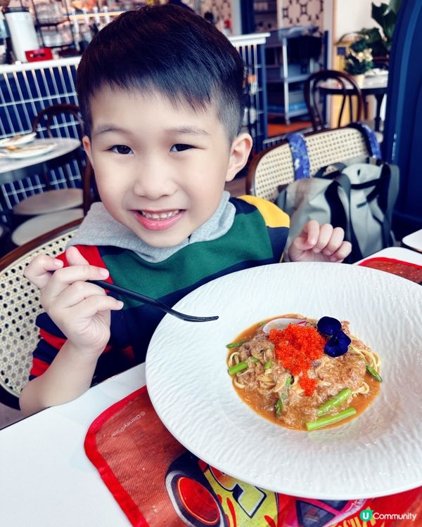 尖沙咀牛角包主題餐廳