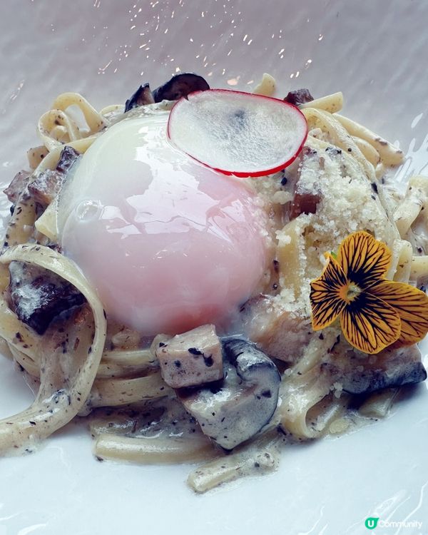 尖沙咀牛角包主題餐廳