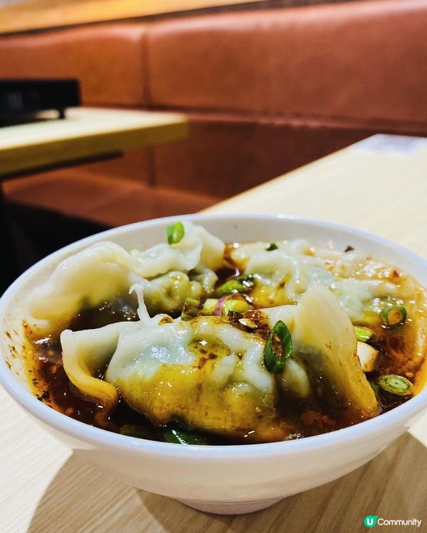 尖沙咀➡️➡️➡️烏蠅館