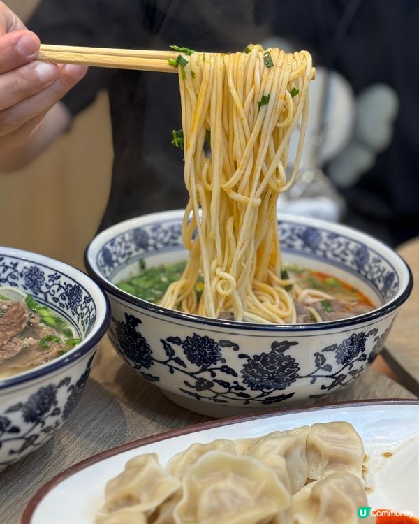 灣仔排長龍蘭州牛肉麵店