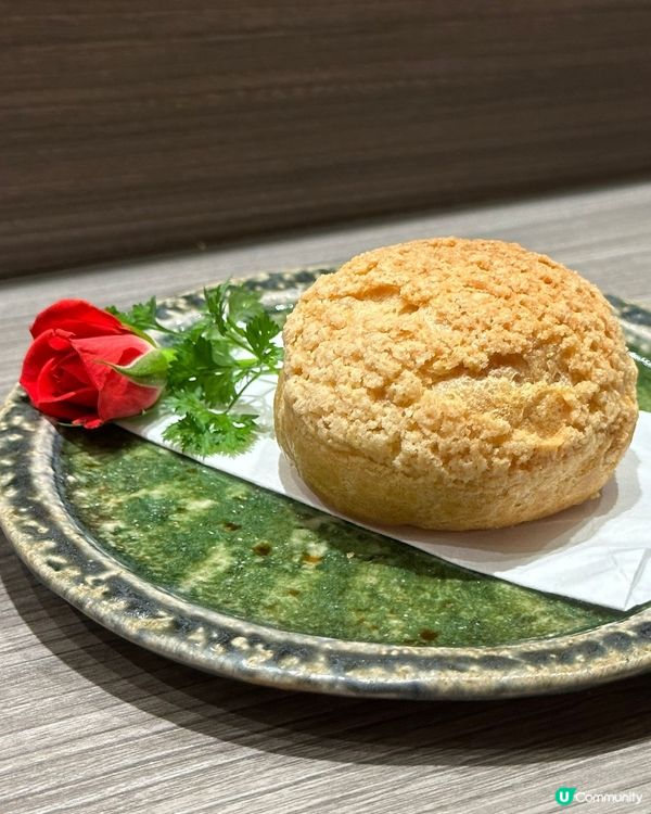 外型超似菠蘿包，原來係泡芙？！