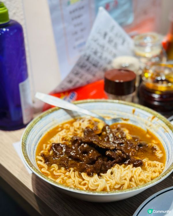 出名沙嗲牛肉麵-渣華茶冰廳