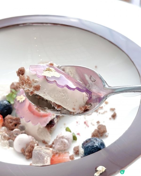 【尖東酒店餐廳】🇫🇷全新「巴黎春日花海」主題酒店餐廳套餐🌼大愛火灸甜品！晚市酒精飲品都可以任飲！🥂