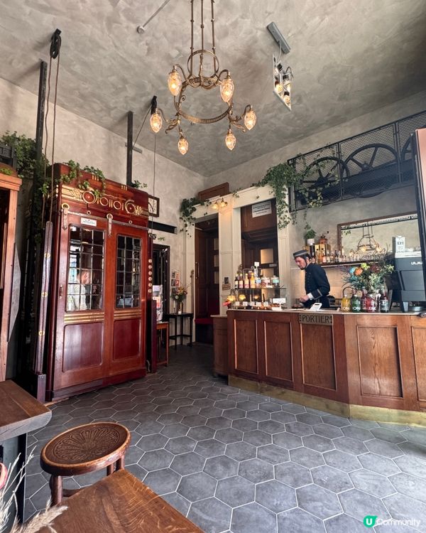 奧地利🇦🇹維也納復古電梯 Cafe