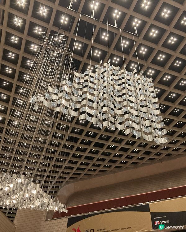 服裝設計的負責人是他們