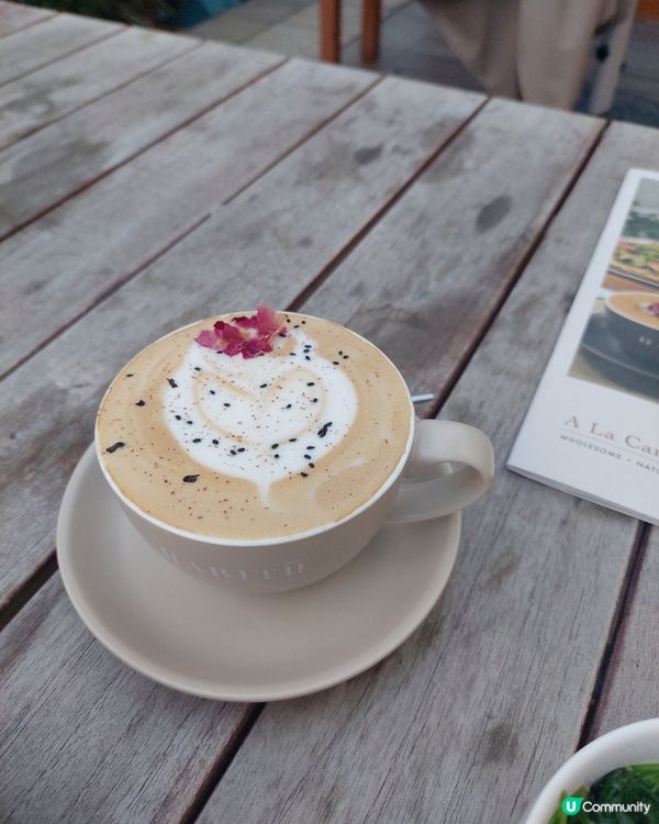 HABITU Table (Mikiki)