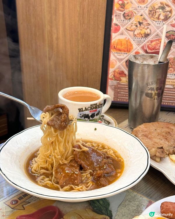 港式茶餐廳早餐