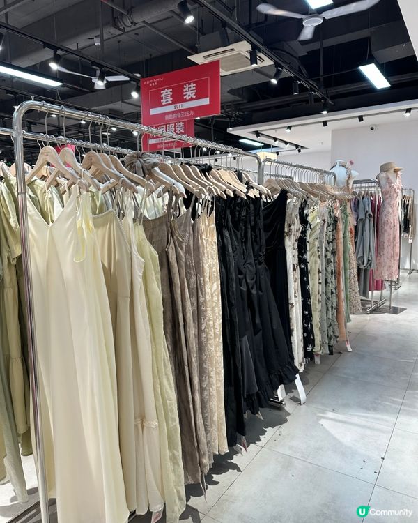 千萬不要去！小紅書大推深圳網紅女裝特賣場