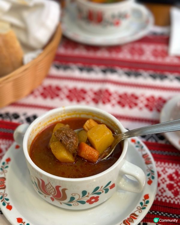 體驗傳統匈牙利菜😆