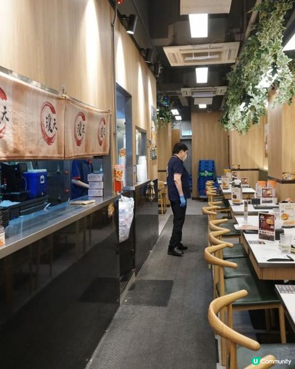 銅鑼灣【瓊天】性價比極高的海南雞小店