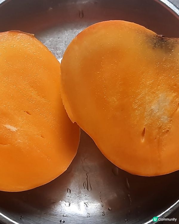 芒果口感香甜細緻，陣陣香氣滲透口中令人驚喜喜萬分！完全熟透！