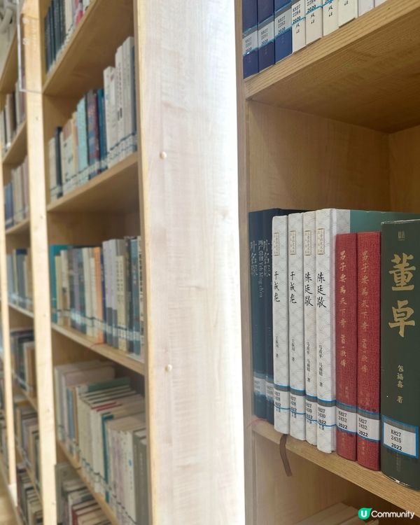 最美燈塔圖書館