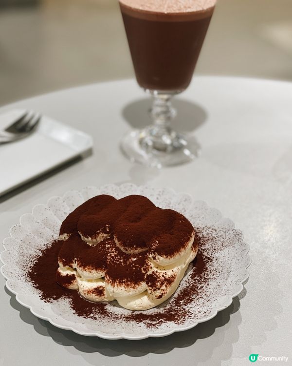 旺角日系文青café 吸晴甜品✨ 必食鐵觀音麻糬蛋糕🤎