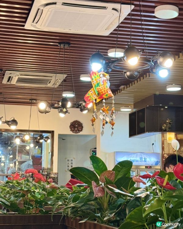 從香港來深圳。就為了這口魚子醬烤鴨