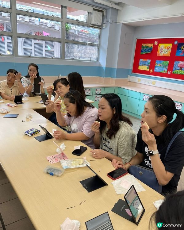 做媽媽後，第一次教20個媽媽化妝💋