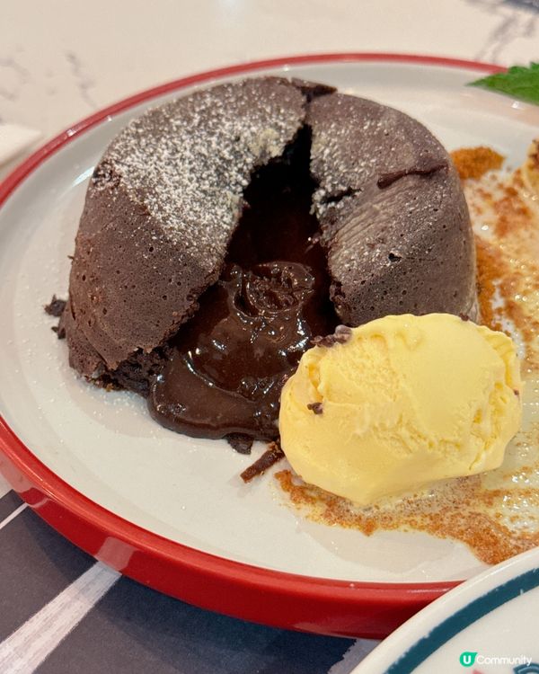 以傳統法國食譜創造出家庭式法國料理😋