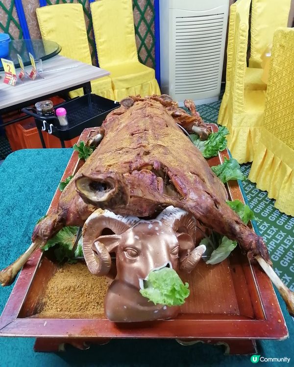 全羊宴，19斤重蒙古烤羊😍😋😍