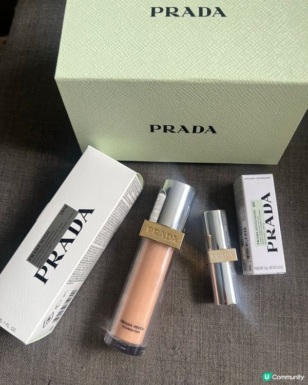 好好用嘅Prada粉底液和唇膏💄