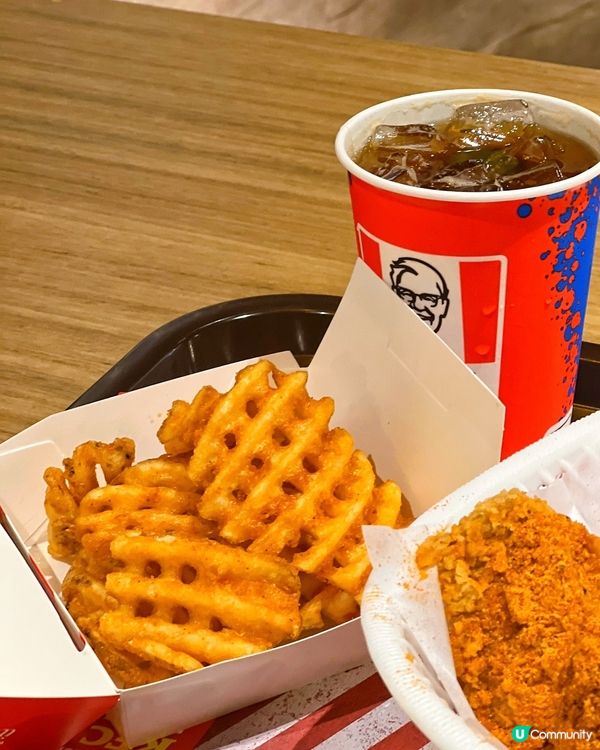 ✨ KFC泰式紅咖哩脆雞套餐🐥✨