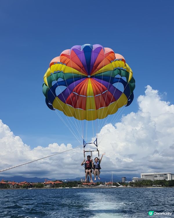 陽光與海灘～空中降落傘🪂👫🏻