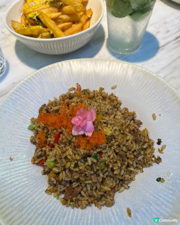 浪漫性價比高西餐廳🌸精緻又特色小菜❤️No.1 芝士薯條