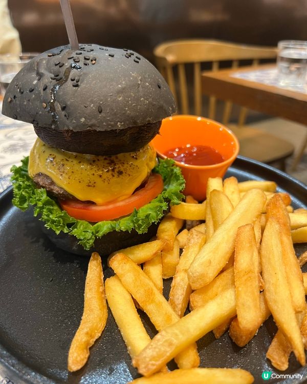 土瓜灣咖啡小店，主食甜品都好味？