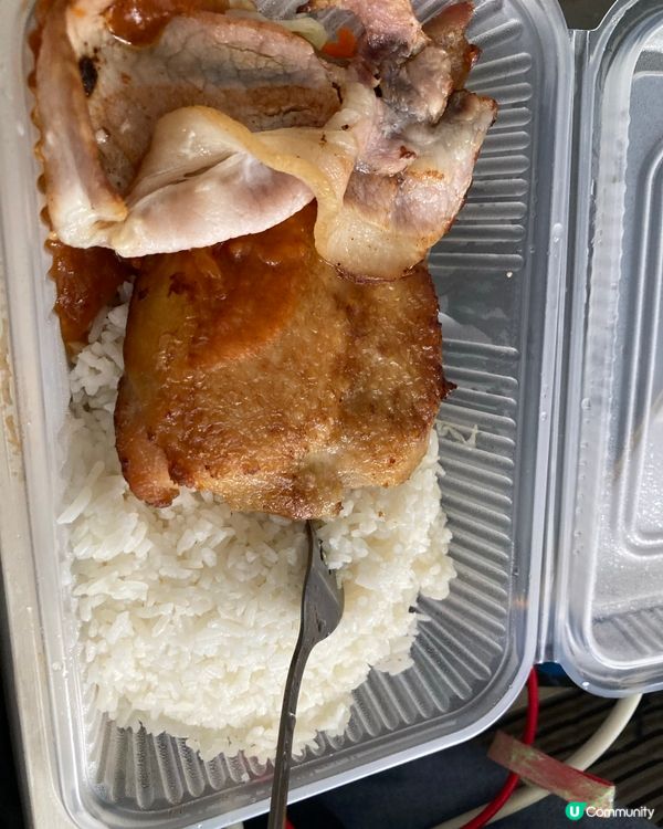 吃了麥當勞的一個甜品及大家樂的一個午餐