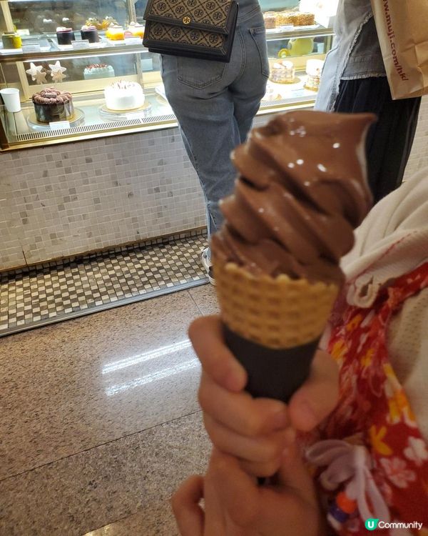 《Dalloyau 雪糕甜品買一送一》