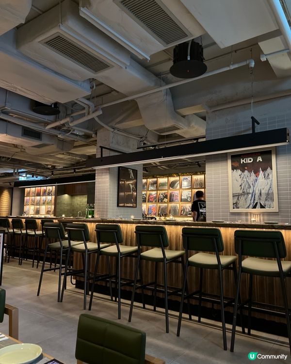 銅鑼灣黑膠唱片主題餐廳，情侶拍拖約會好岩feel?