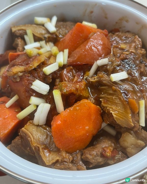 紅蘿蔔蕃茄炆牛肋條