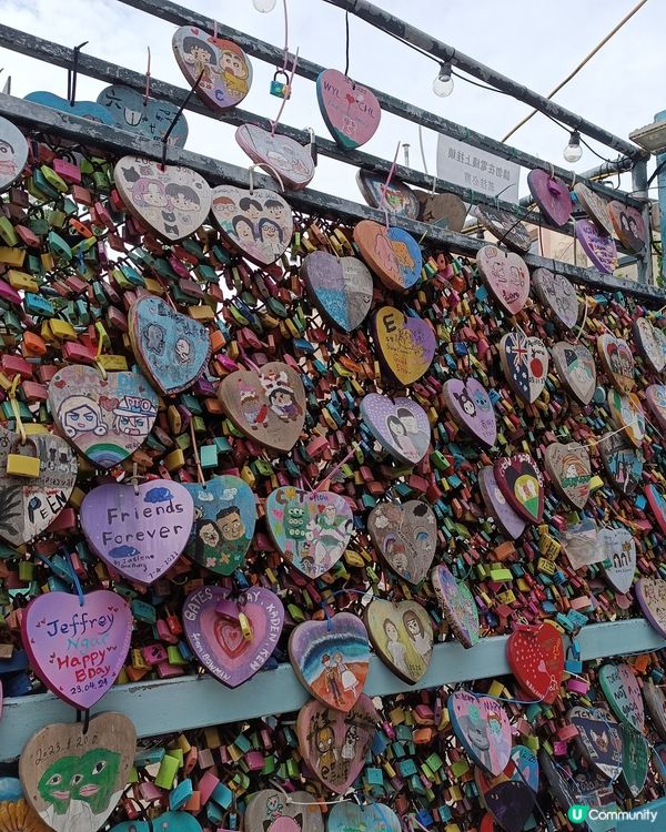 港版愛情鎖牆！超浪漫和震撼