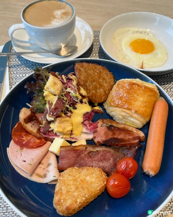 機場酒店的自助早餐