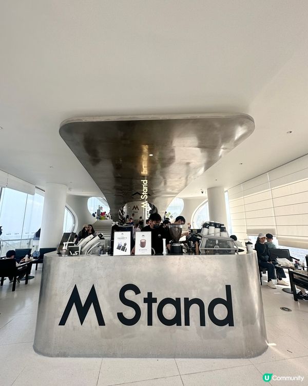 雲海中的咖啡店