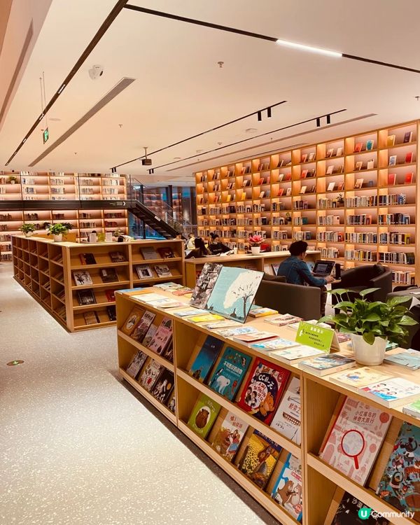 📚深圳最近口岸 位置最方便嘅圖書館📚