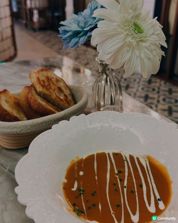 銅鑼灣打卡宮廷設計餐廳🧡