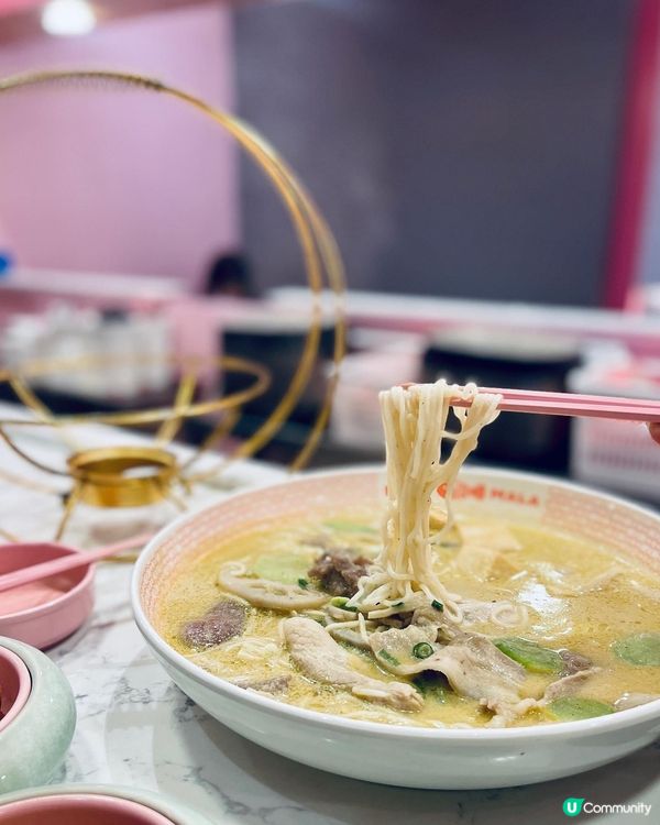 少女心嘅裝修竟然藏着名乎其實既鮮香麻辣？！