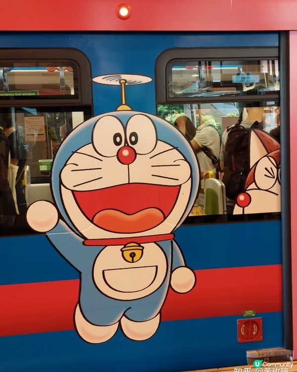 《多啦A夢》主題限定列車