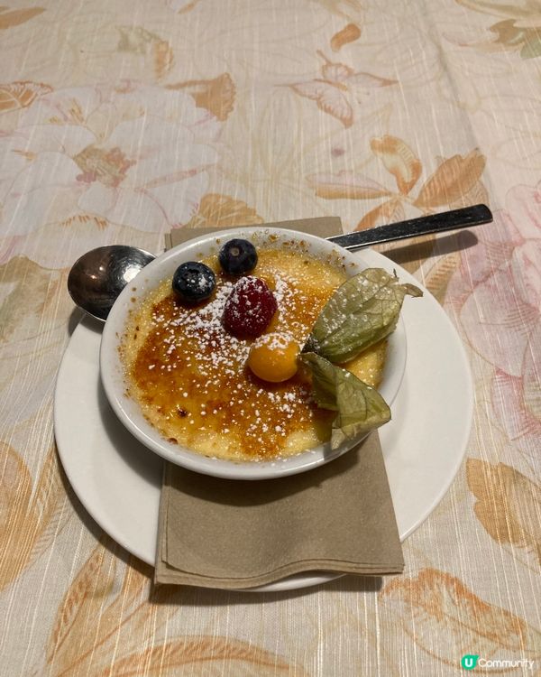 Lemon grass crème brûlée 