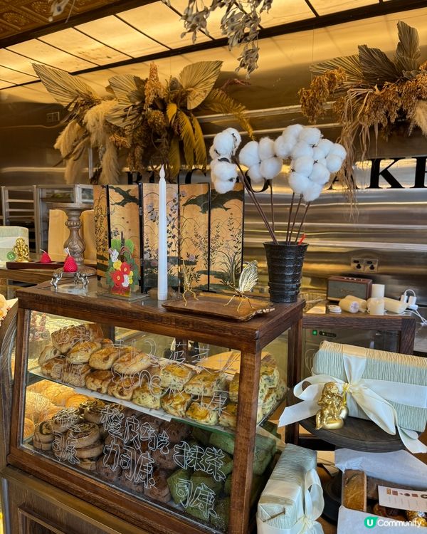 北京Bingoo還原鼓樓打卡蛋糕，裏面係流心芒果熱情果慕絲蛋...