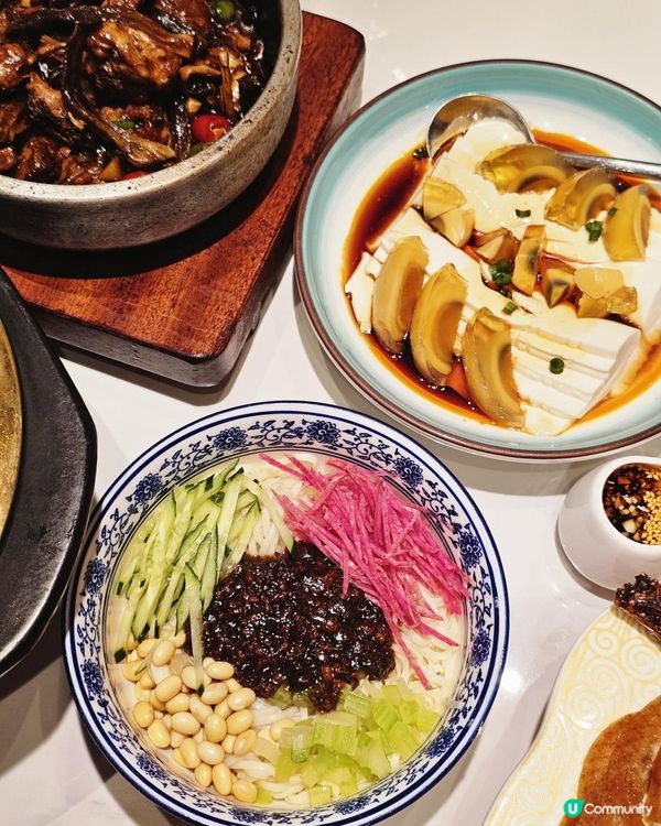 📍深圳必吃。最地道的北京烤鴨～鴨小七🦆