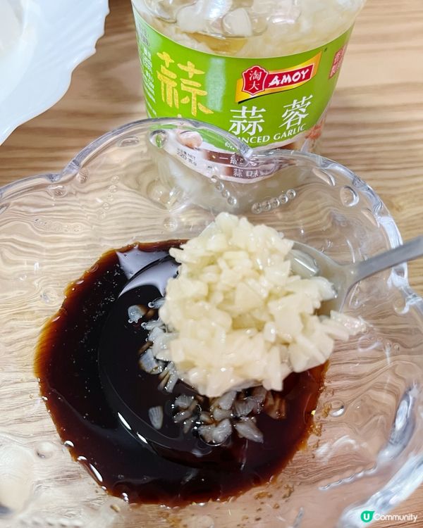 台式蒜蓉皮蛋豆腐