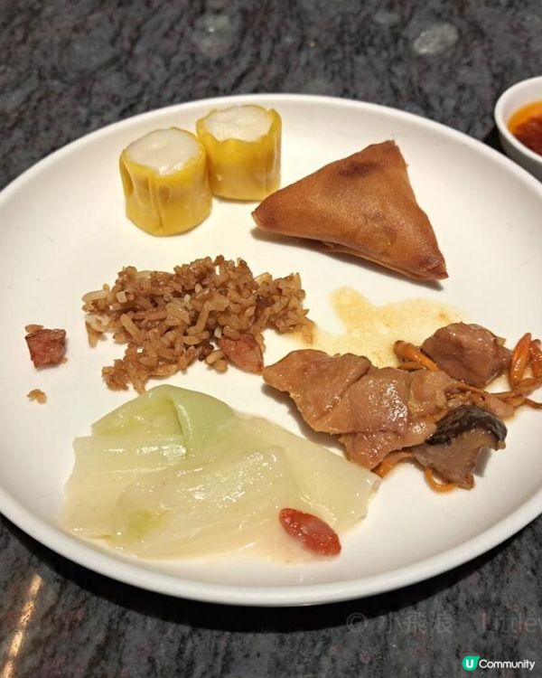 【香港機場】環亞機場貴賓室Plaza Premium Lounge