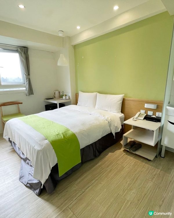 [台中住宿推薦] 西屯區 | 台中逢甲葉綠宿旅館：13米高植生牆 環遊世界主題酒店 (附素食者逢甲夜市覓食手冊)