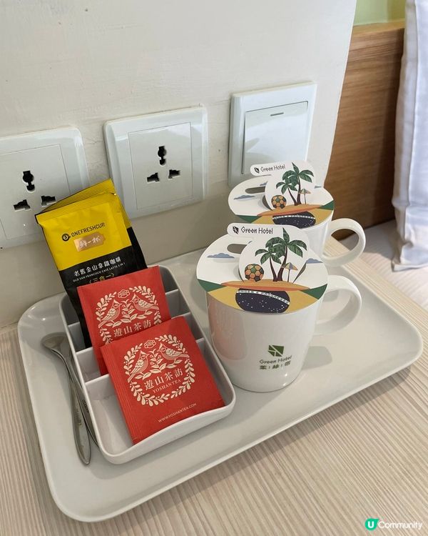 [台中住宿推薦] 西屯區 | 台中逢甲葉綠宿旅館：13米高植生牆 環遊世界主題酒店 (附素食者逢甲夜市覓食手冊)