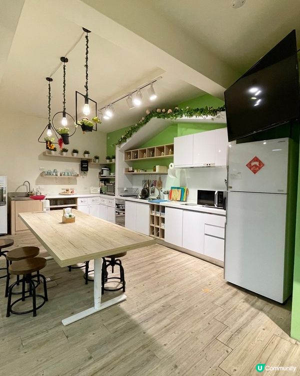 [台中住宿推薦] 西屯區 | 台中逢甲葉綠宿旅館：13米高植生牆 環遊世界主題酒店 (附素食者逢甲夜市覓食手冊)